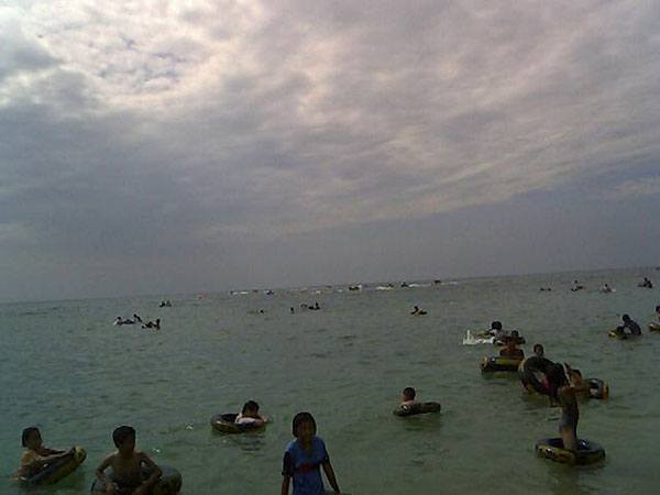 BEACH_BAN_SAEN001